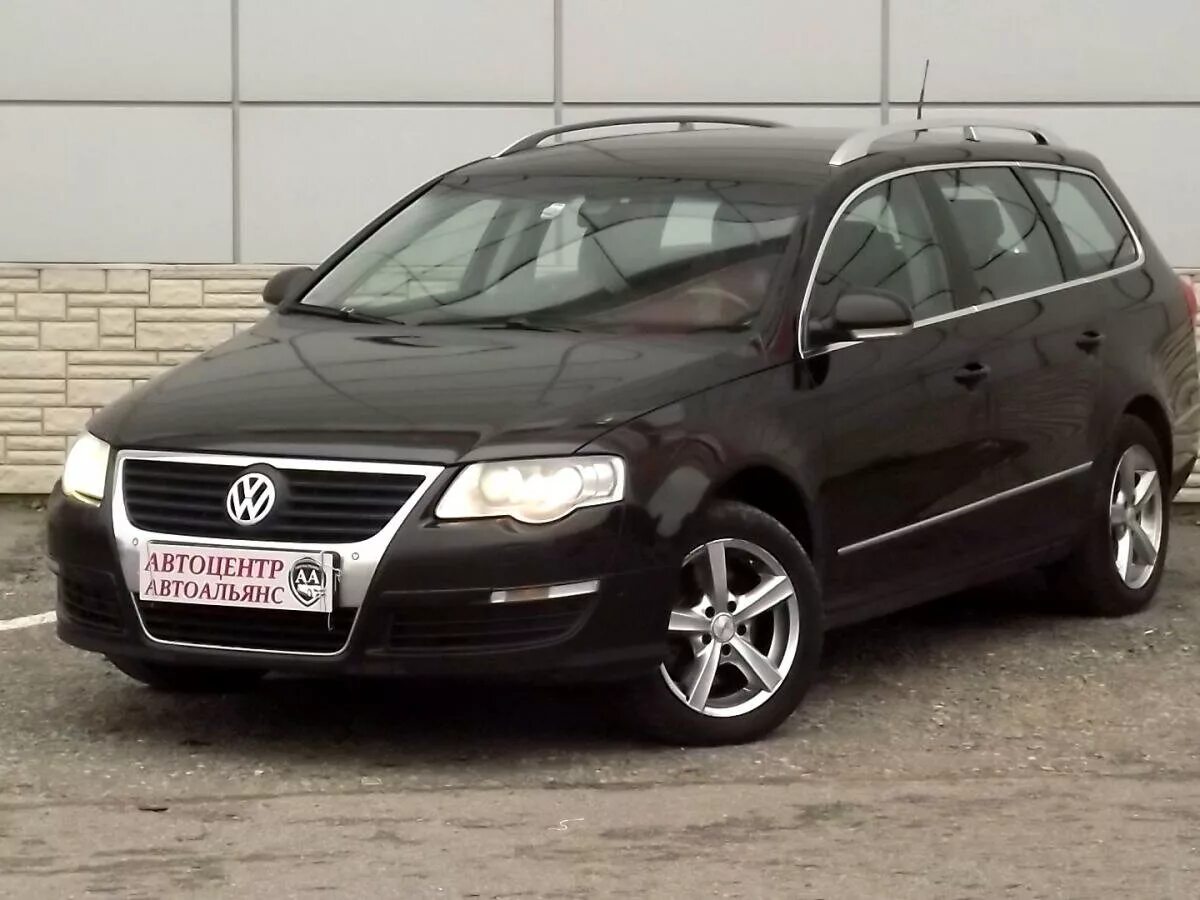 Фольксваген пассат универсал 1. Volkswagen Passat b6 универсал. Фольксваген Пассат универсал 2010. VW Passat b6 Universal Black. Фольксваген Пассат универсал 2010 года.