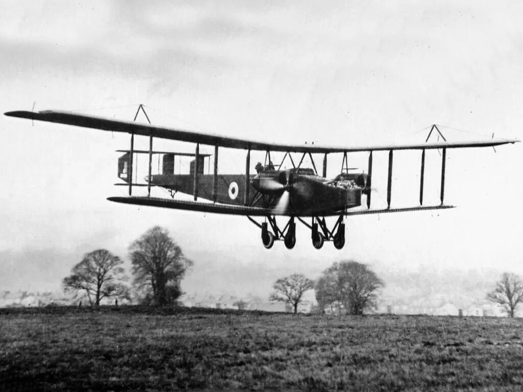 Самолёт Хендли пейдж 0\400. Бомбардировщик Хендли-пейдж 0/400. Самолет Хендли пейдж. Хэндли пейдж самолёт первая мировая.