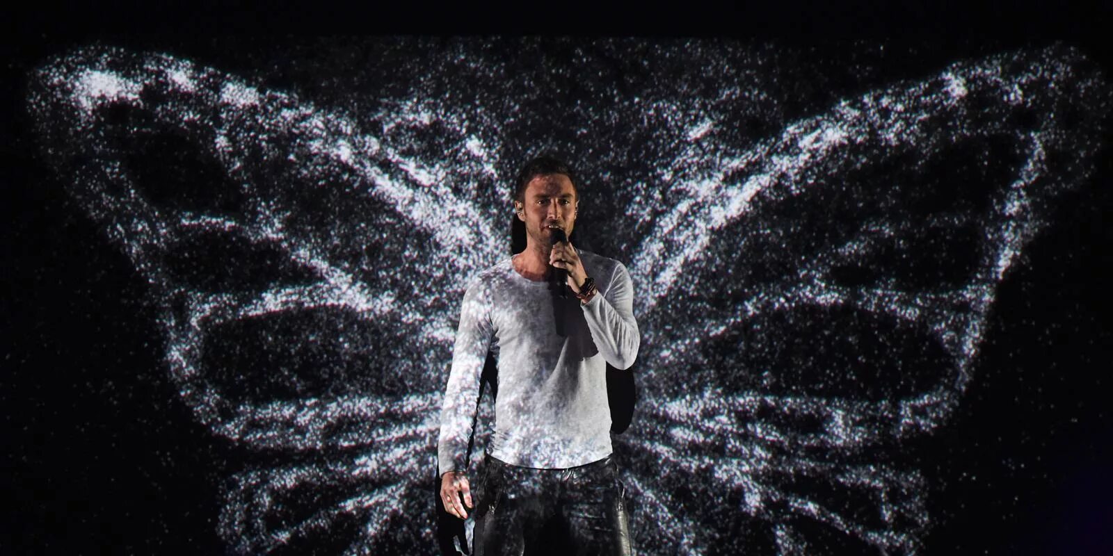 Монс зелмерлёв евровидение победитель. Mans zelmerlow eurovision 2015. Монс зелмерлёв евровидение 2015. Итоги евровидения 2015. Монс евровидение.