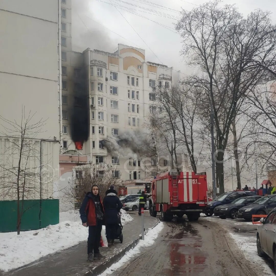 Коровинское шоссе сегодня. Пожар на коровинском шоссе сейчас. пожар на коровинском шоссе. пожар на коровинском шоссе вчера. пожар на 9 января воронеж 1 мая.