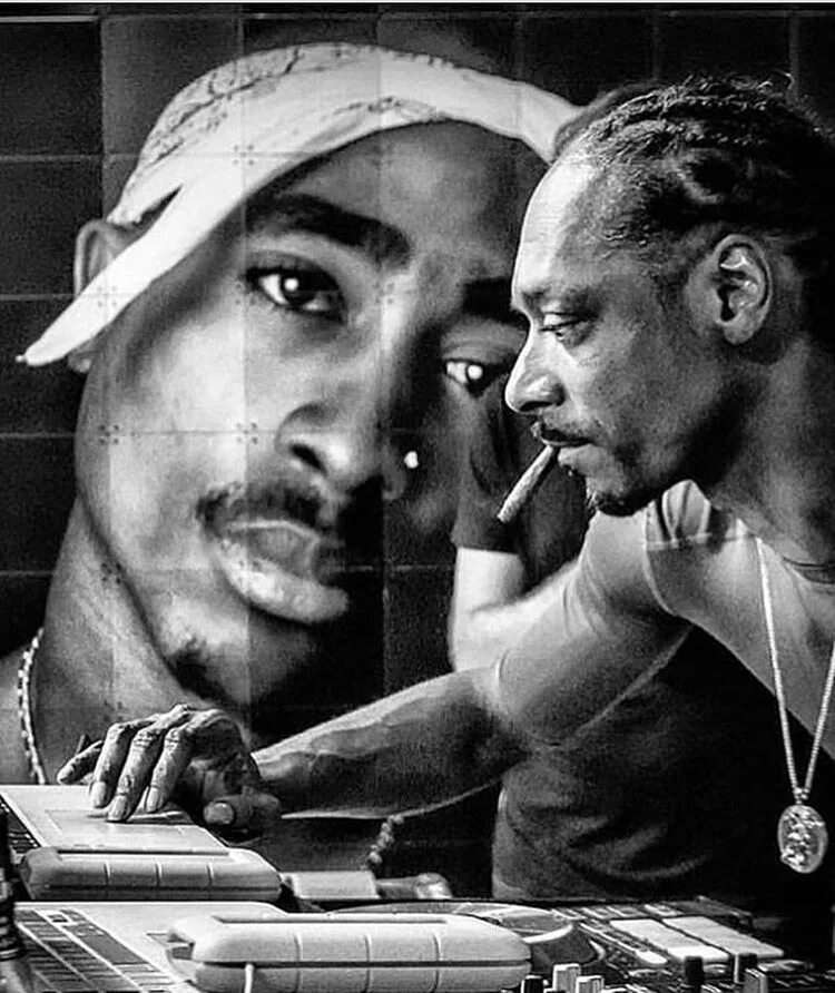 Tupac shakur snoop dogg. Тупак шакур и снуп дог. Тупак шакур и снуп дог. 2 пак и снуп дог. Снуп дог и тупак.