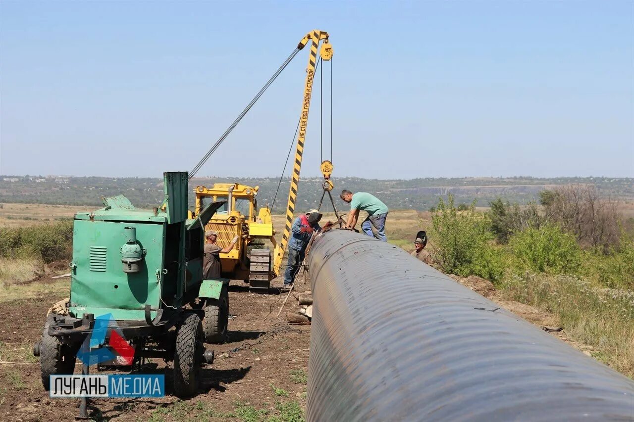 Алчевск луганская область последние новости. Строительство водовода. магистральный водопровод в лнр. водовод 1200 мм «алчевск — стаханов,. лнр строительство.