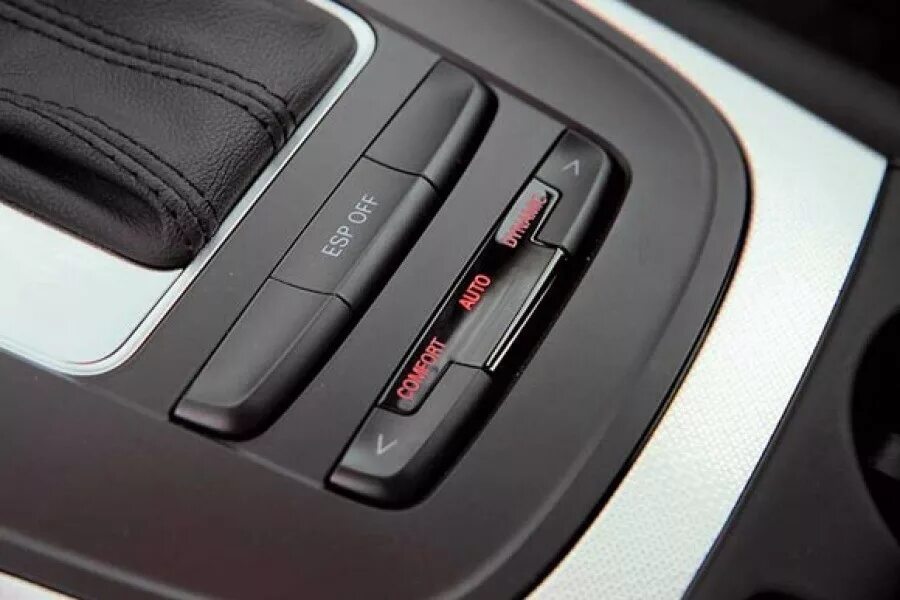 А4 кнопки. Drive select audi q5. audi drive select кнопки. drive select audi a4 b8. audi q5 кнопки ads.
