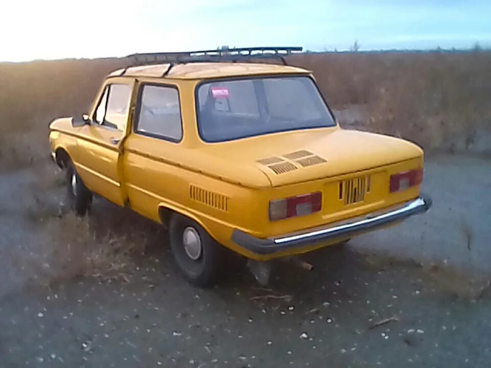 Заз 968 гонки. Новорусский враг запорожца 8 букв. Автозаз 8. Заз а08. Новорусский враг запорожца 8 букв.