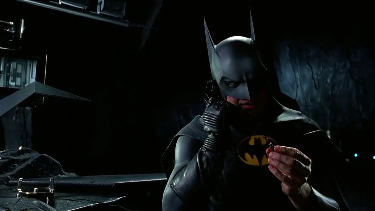 Batman s return. Бэтмен возвращается 1992. бэтмен возвращается 1991. бэтмен 2 часть 1992. batman возвращается.