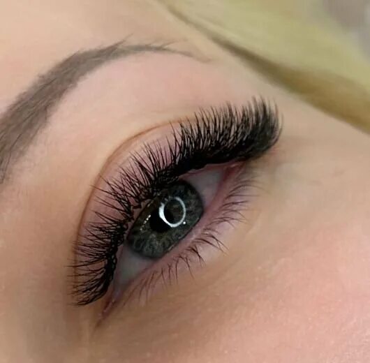 Салон красоты лион. Фэшн лук студия ульяновск. Фотостудии look. Fashion look studio ульяновск красноармейская 68. Кабинет косметолога.