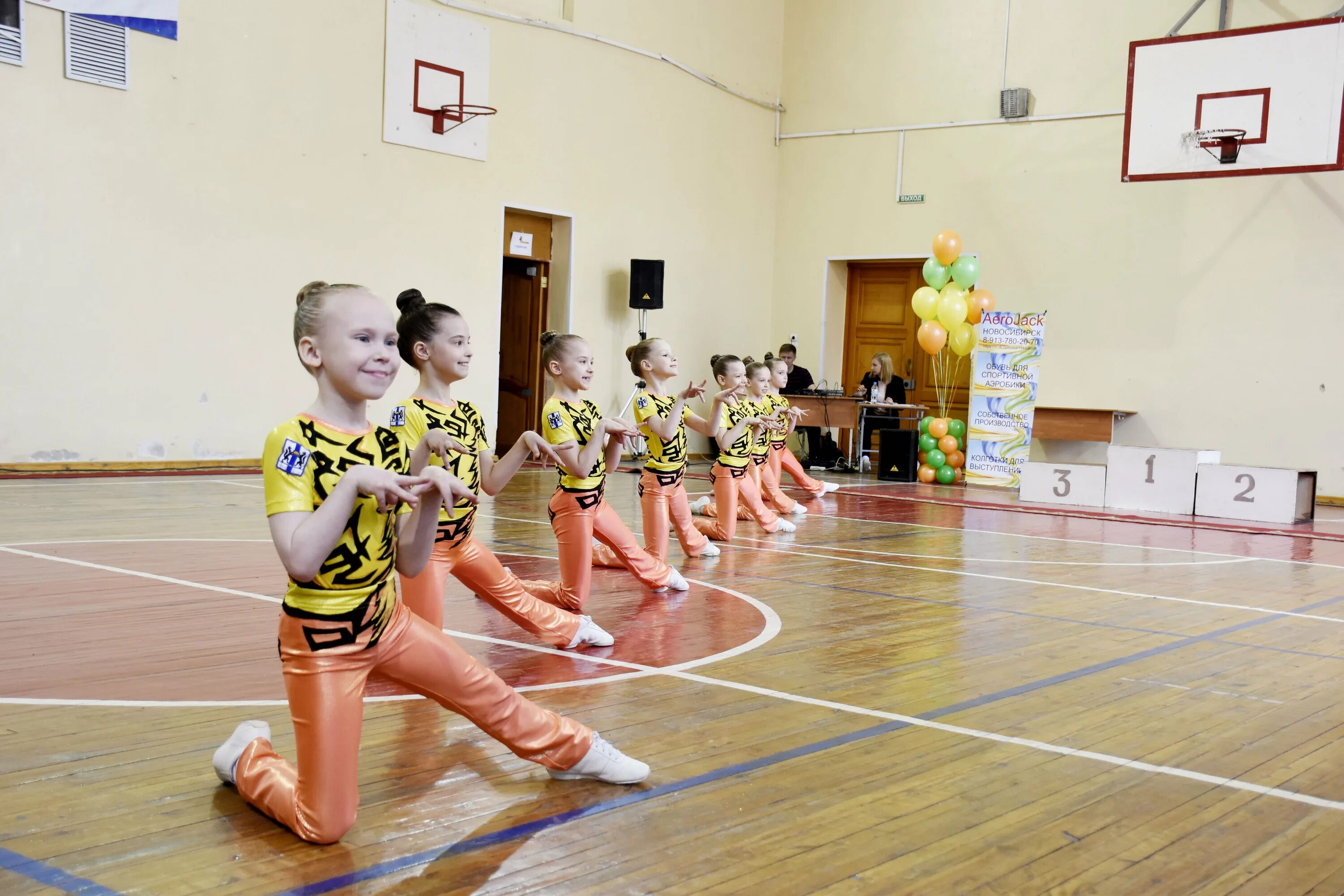Машукова ксения аэробика. Аэробика сибири 8 всероссийские соревнования. Спортивная аэробика краснообск. Соревнования в новосибирске 2022 аэробика. Спортивная аэробика первомаец.