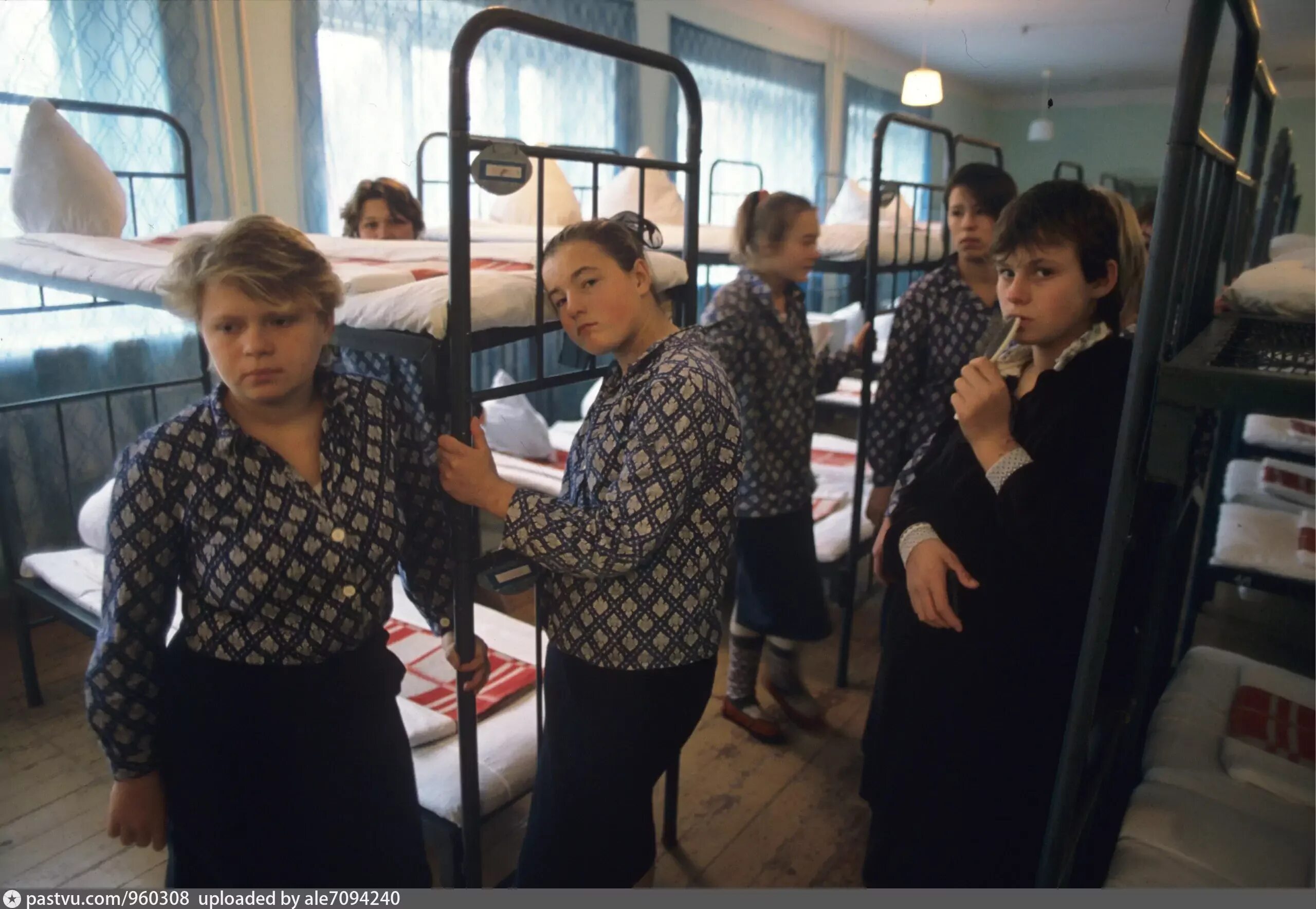 Женская воспитательная колония. Женская колония томск. Новооскольская женская колония. Ик 10 ижевск. Воспитательная колония для девочек.