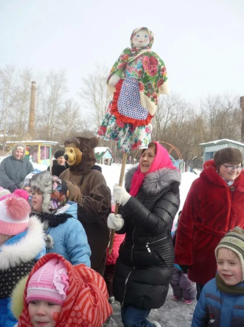 Масленица в детском саду на улице. Праздник Масленица в ДОУ на улице. Конкурсы на Масленицу в ДОУ на улице. Масленица в детском саду развлечение развлечение на улице. Сценарий масленицы в детском саду с героями