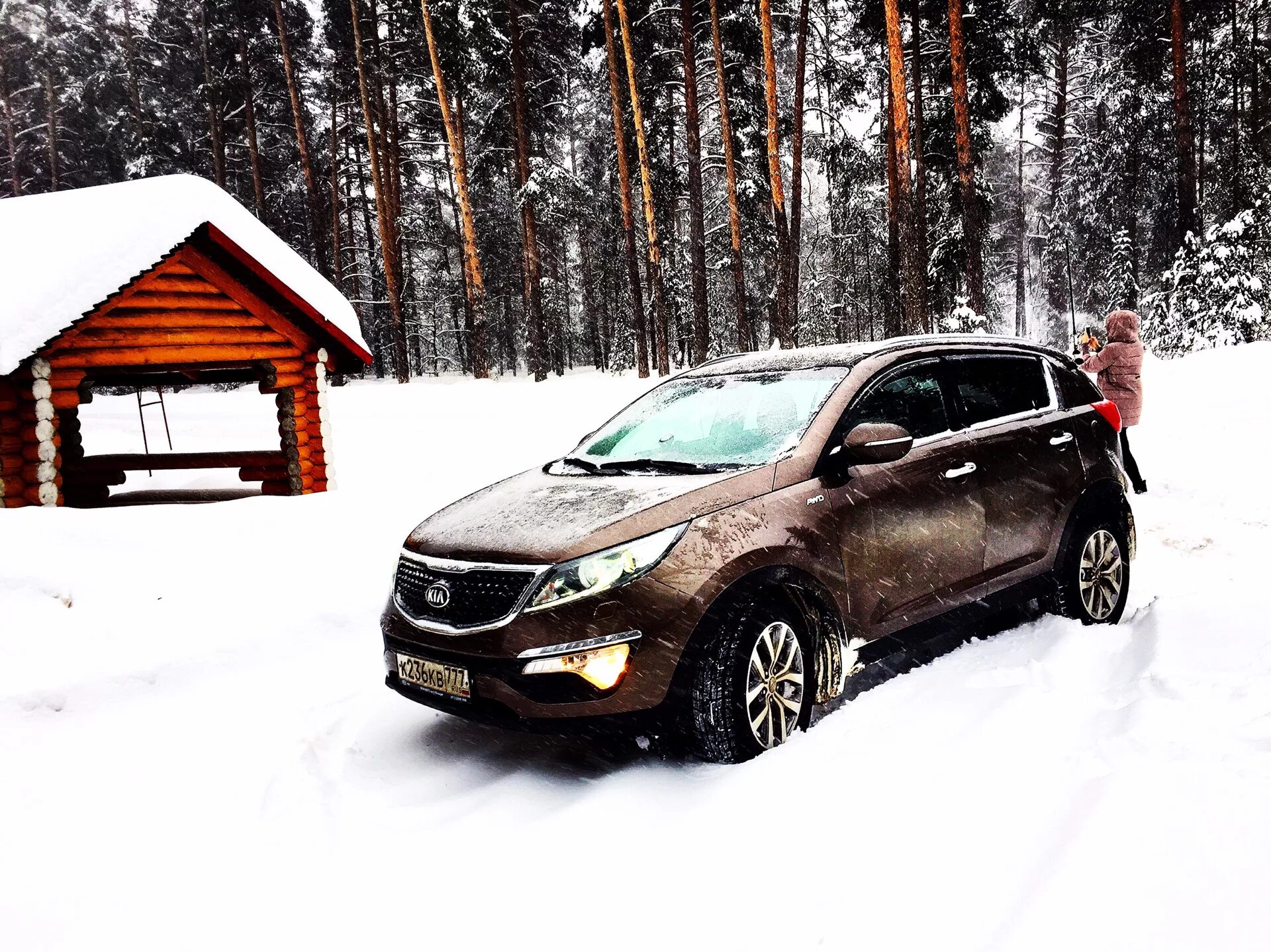 Kia Sportage Winter. Kia Sportage 3 зимой. Kia Sportage зима. Киа Спортейдж 5 зима. Купить киа томск