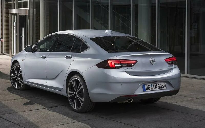 Андроид инсигния. Опель инсигния 2017. opel insignia grand sport 2017. opel insignia 2019. опель insignia 2017.