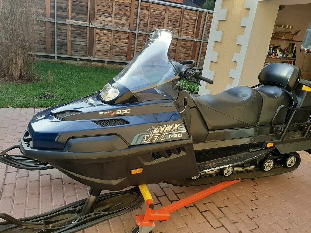 Brp pro army 800. Brp lynx army 800. линкс v800 армеец. brp lynx yeti pro v-800. снегоход brp lynx yeti pro army 800.