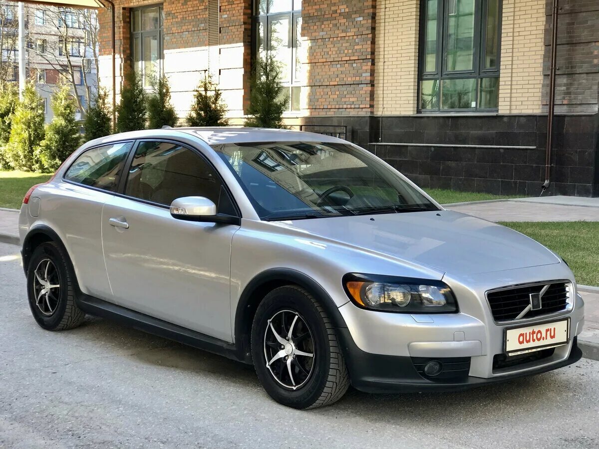 Volvo c30 2. C 30 users. Вольво хэтчбек с 30. Volvo c30 2008. Volvo c30 2006.