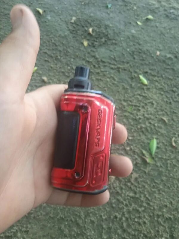 Аегис зиро 1 вейп. Аегис 1200. Кнопки на аегис буст. Не заряжается аегис хиро 2 что делать. Вейп aegis hero.