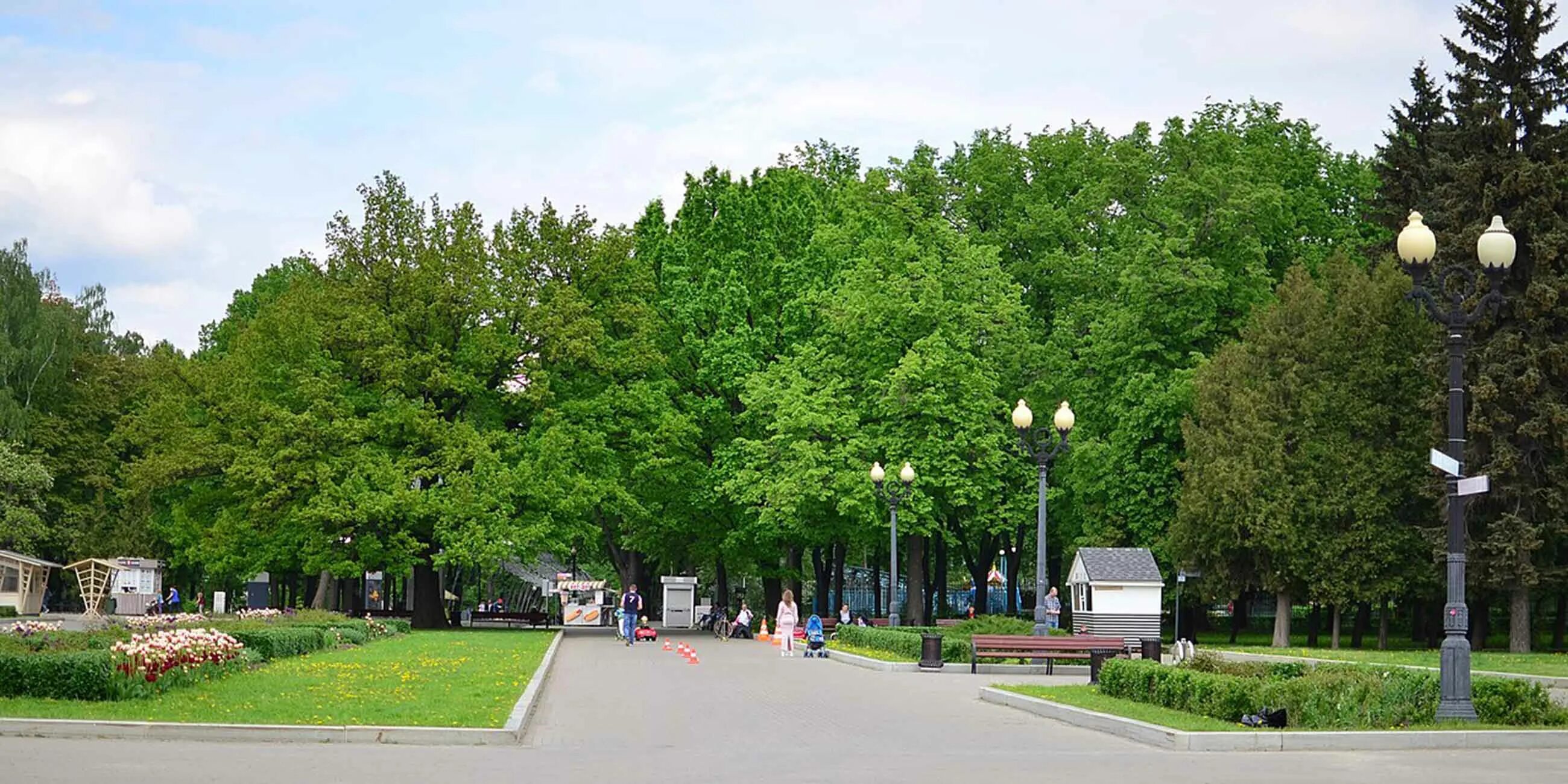 Измайловский парк московский просп 2 москва фото. Измайловский парк Партизанская. Первомайская Измайловский парк. Реутов Измайловский парк. Измайловский парк культуры и отдыха Москва.