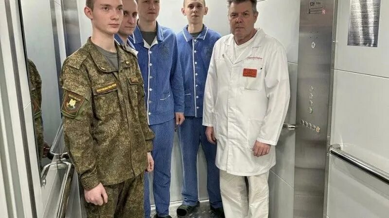 432 госпиталь. Пижамамв военном госпитале Вишневского.