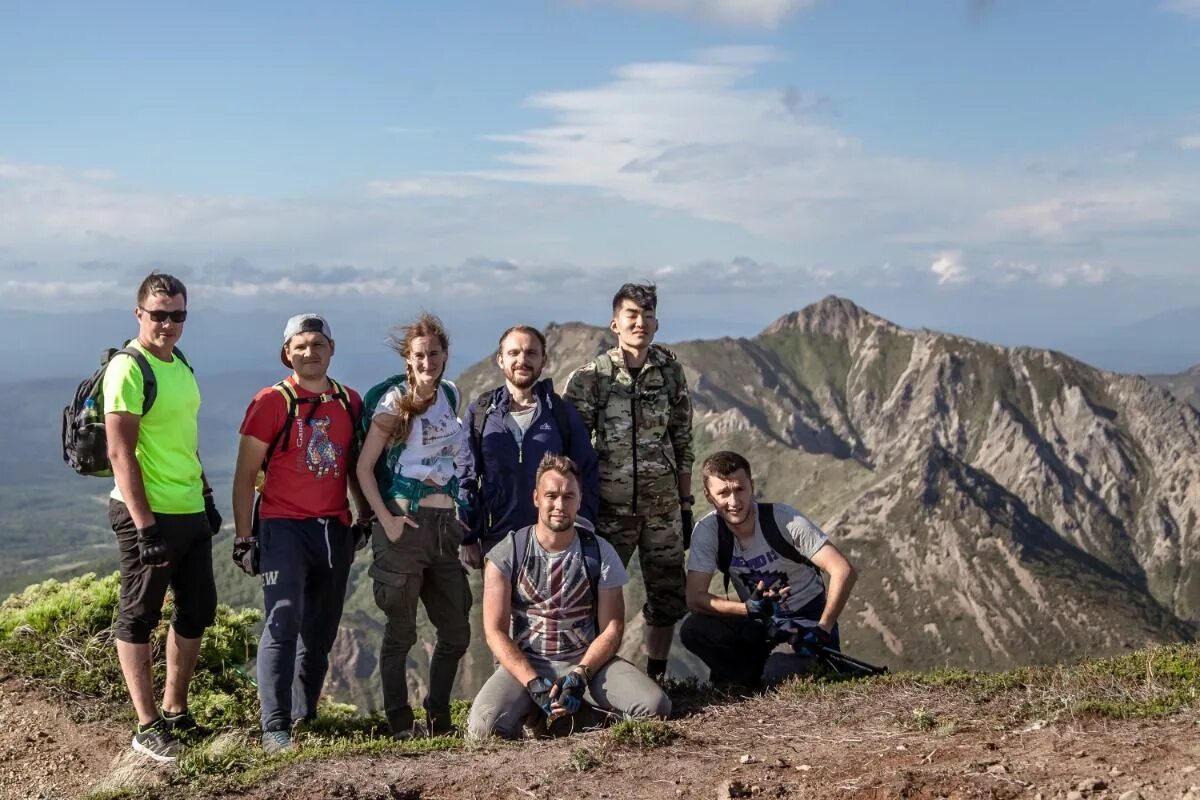 Группа бухта. Бухта радости группа. Бухта тихая владивосток пляж. Группа бухта. Солист бухта радости.