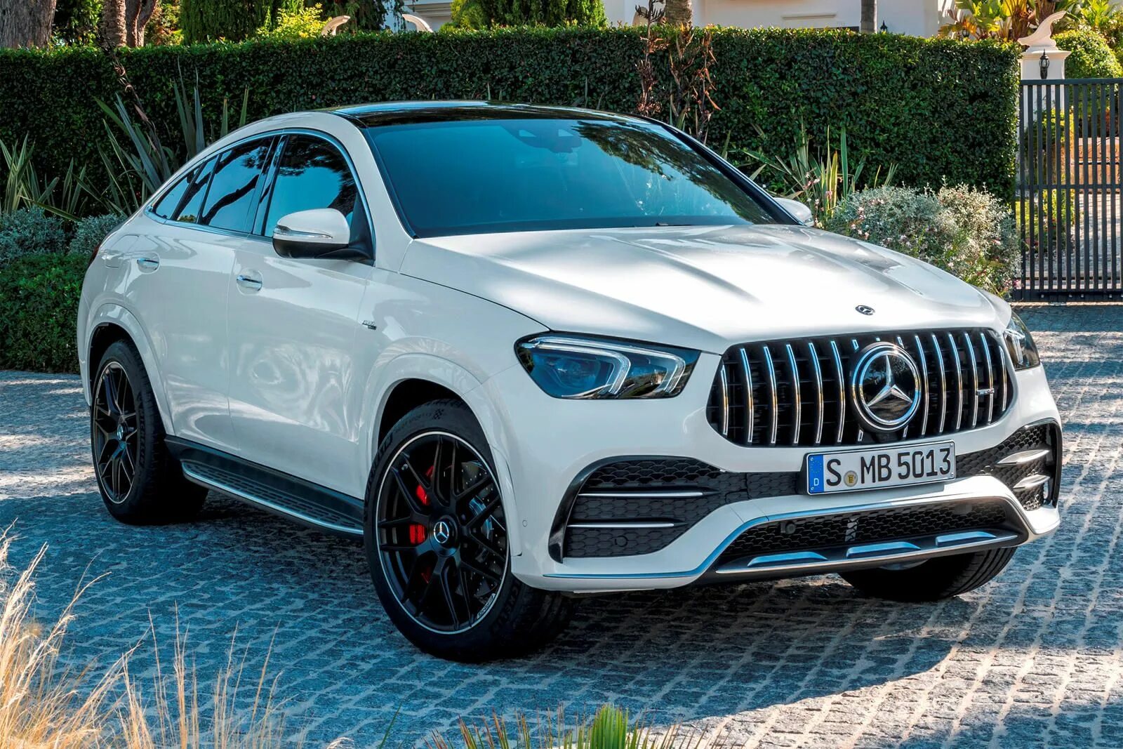 Mercedes новый цена. Мерседес GLE Coupe 2021. Мерседес GLE купе 2020. Мерседес GLE купе 2021. GLE Coupe AMG 2021.