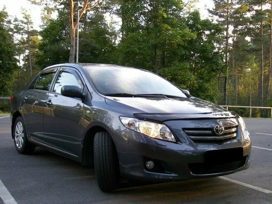 Toyota prius c. надежные тойоты. Toyota corolla 2013. Toyota prius c 2015. Toyota corolla e120 красная.