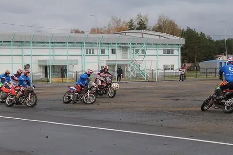 Брянск время работы