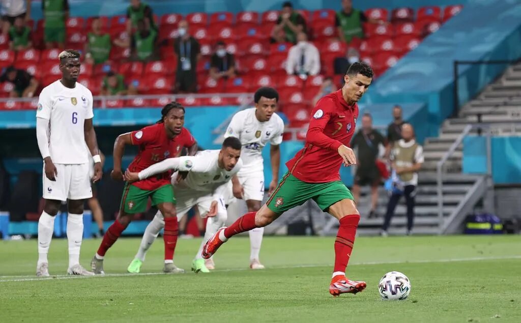 чемпионат европы по футболу евро-2020. бензема и роналду португалия франция. португалия франция 2024 1 4. португалия франция 2024 1 4. португалия франция евро 2020.