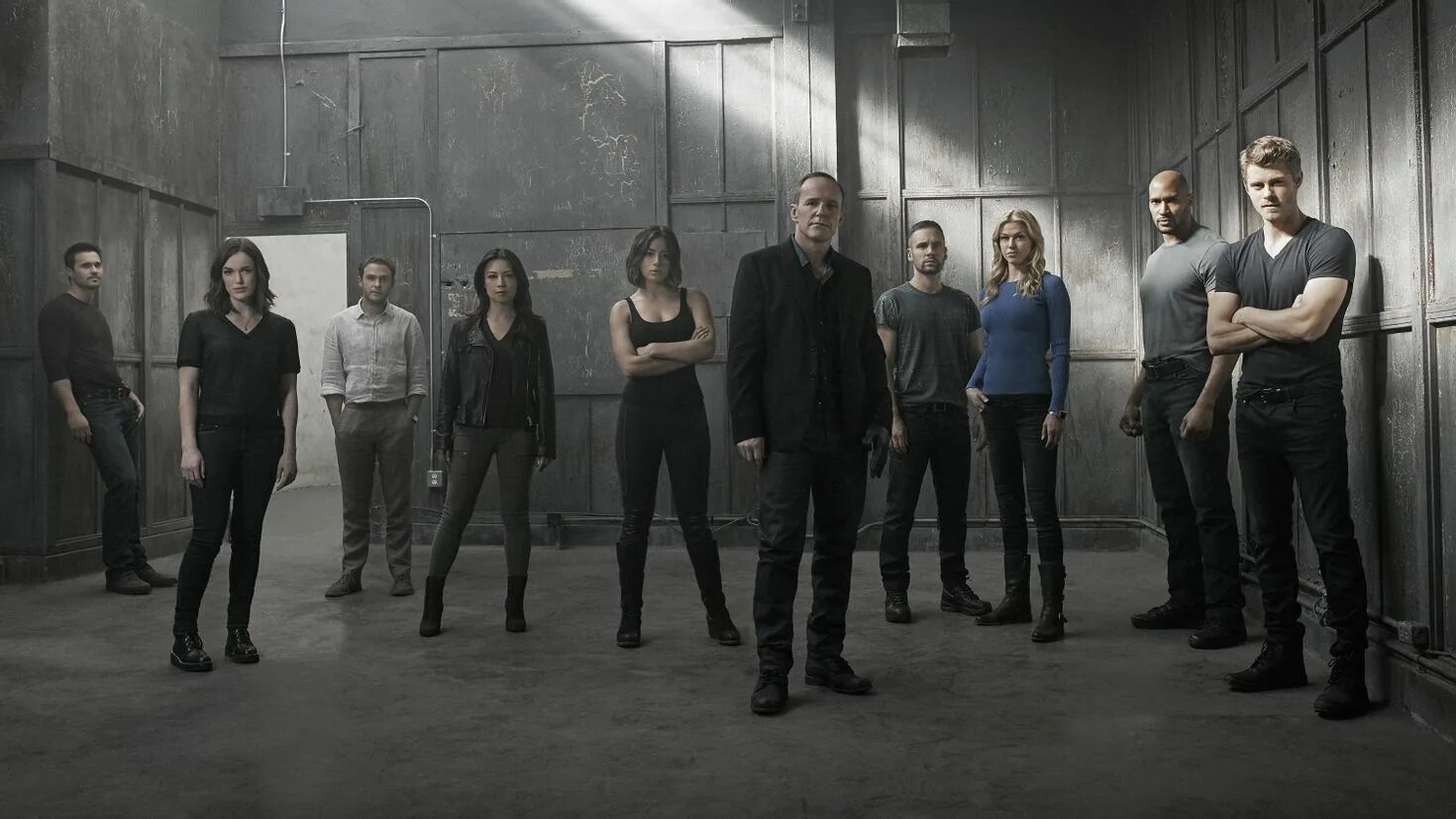 Агенты щ.и.т agents of s.h.i.e.l.d.. Агенты щ.и.т сериал 5 сезон. Агенты «щ.и.т.»: йо-йо сериал. Агенты «щ.и.т.» (2013)