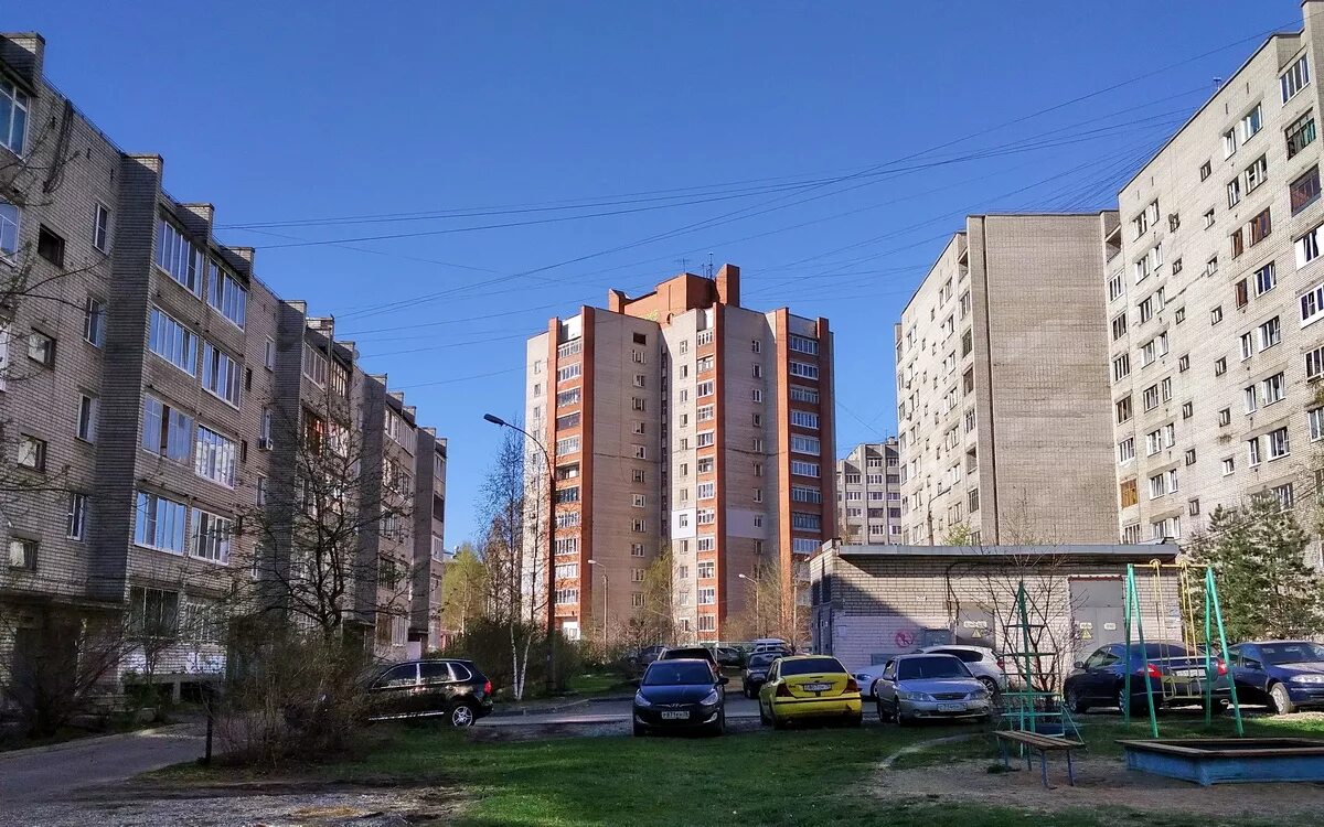 Ярославль московская 28. Московский проспект 129 ярославль. Ярославль московская 28. Город ярославль московский проспект 28. Ярославль московский проспект 28 высшее военное училище.