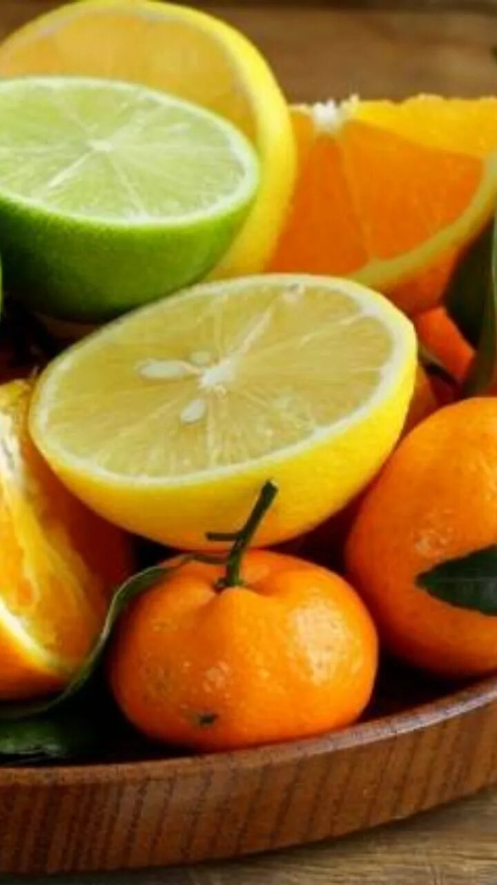 Цитрусовые фрукты. Цитрусы Эстетика. Разноцветные Цитрусы. Апельсин и лимон. Лайм базилик мандарин
