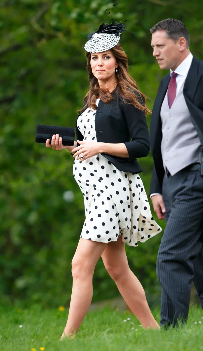 Кейт миллион новости. Кейт Мидлтон беремнная. Герцогиня Кейт беременна.