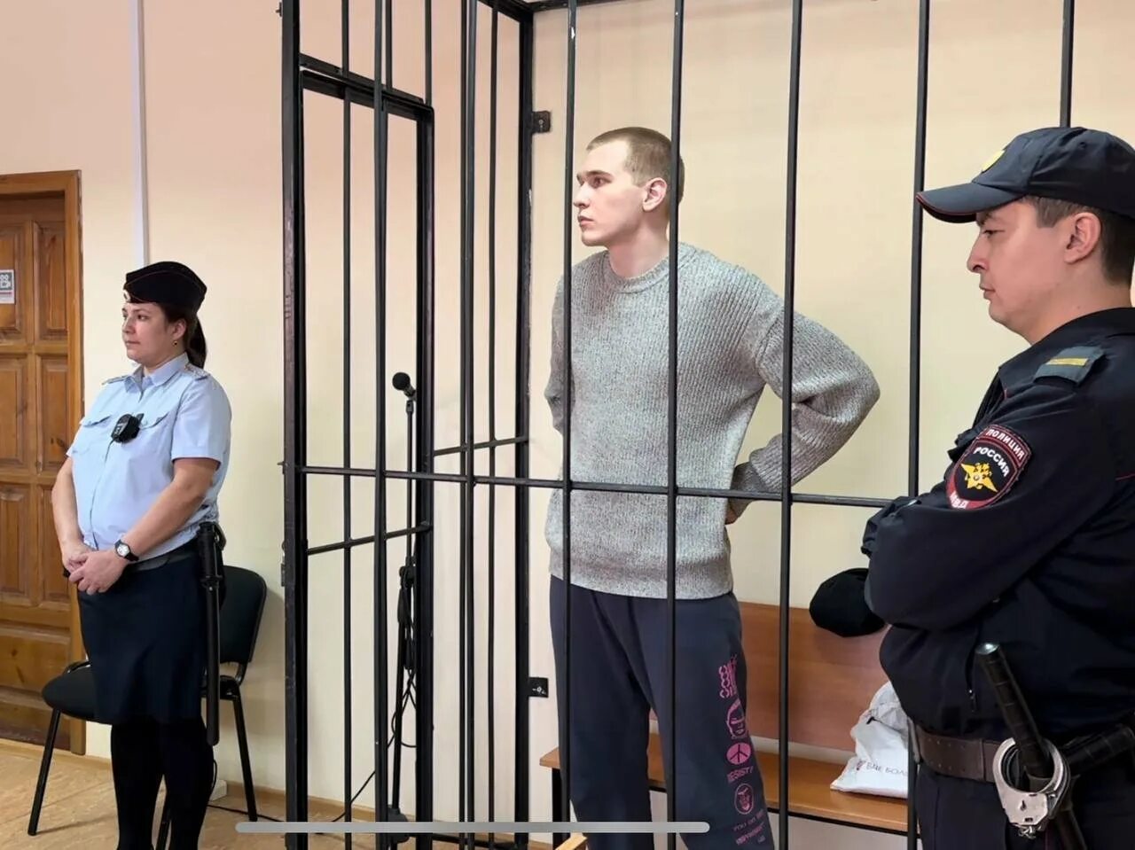 фото осужденных. калининград колония строгого режима. хилми 3 года колонии. суд над навальным. новосибирский суд приговорил.