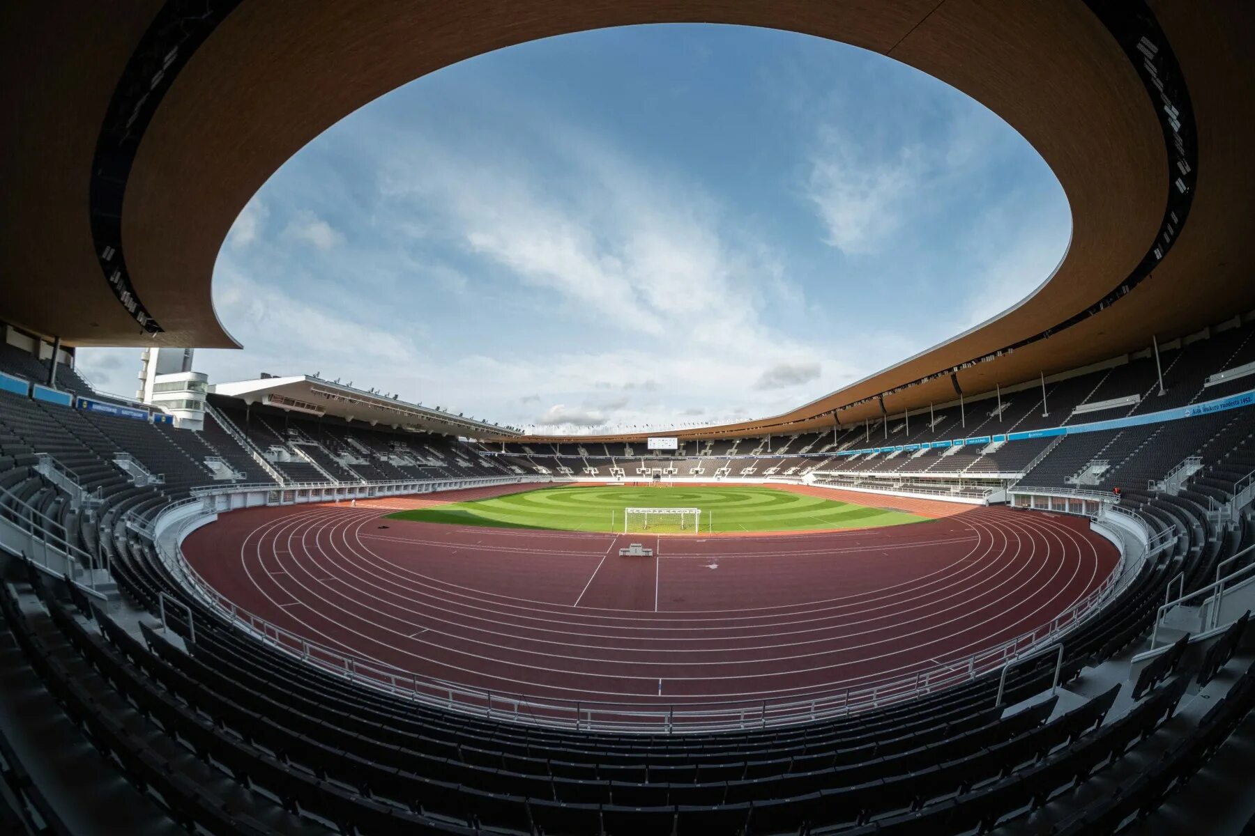 Olympic stadium. Олимпийский стадион Хельсинки. Олимпийский стадион (Олимпиаштадион). Олимпийский стадион Ашхабад. Олимпийский стадион Хельсинки Финляндия.