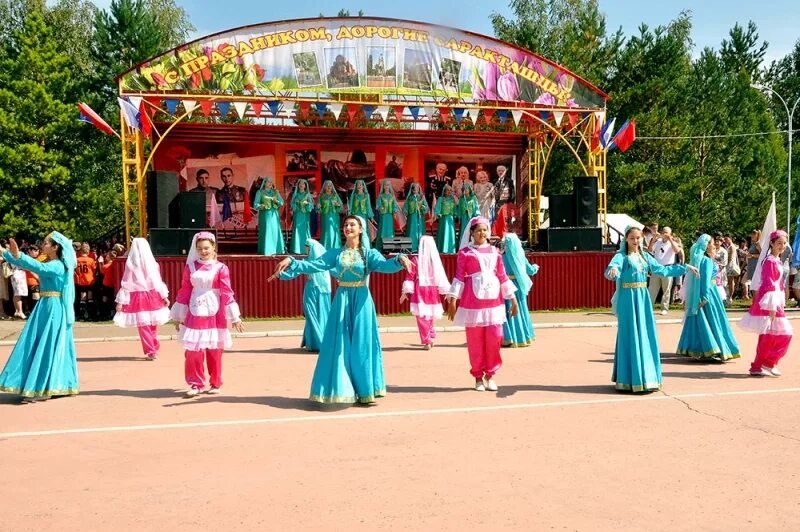 День поселка Саракташ. Праздник поселка в Саракташе. Саракташ фестиваль народного творчества. Идеальный праздник Саракташ. Погода в саракташе на 3