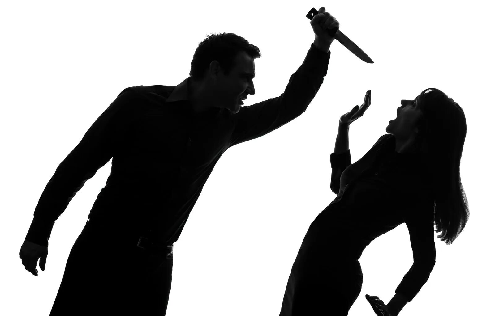 Девушка угрожает парню. Человек замахивается ножом. Силуэт человека с ножом.