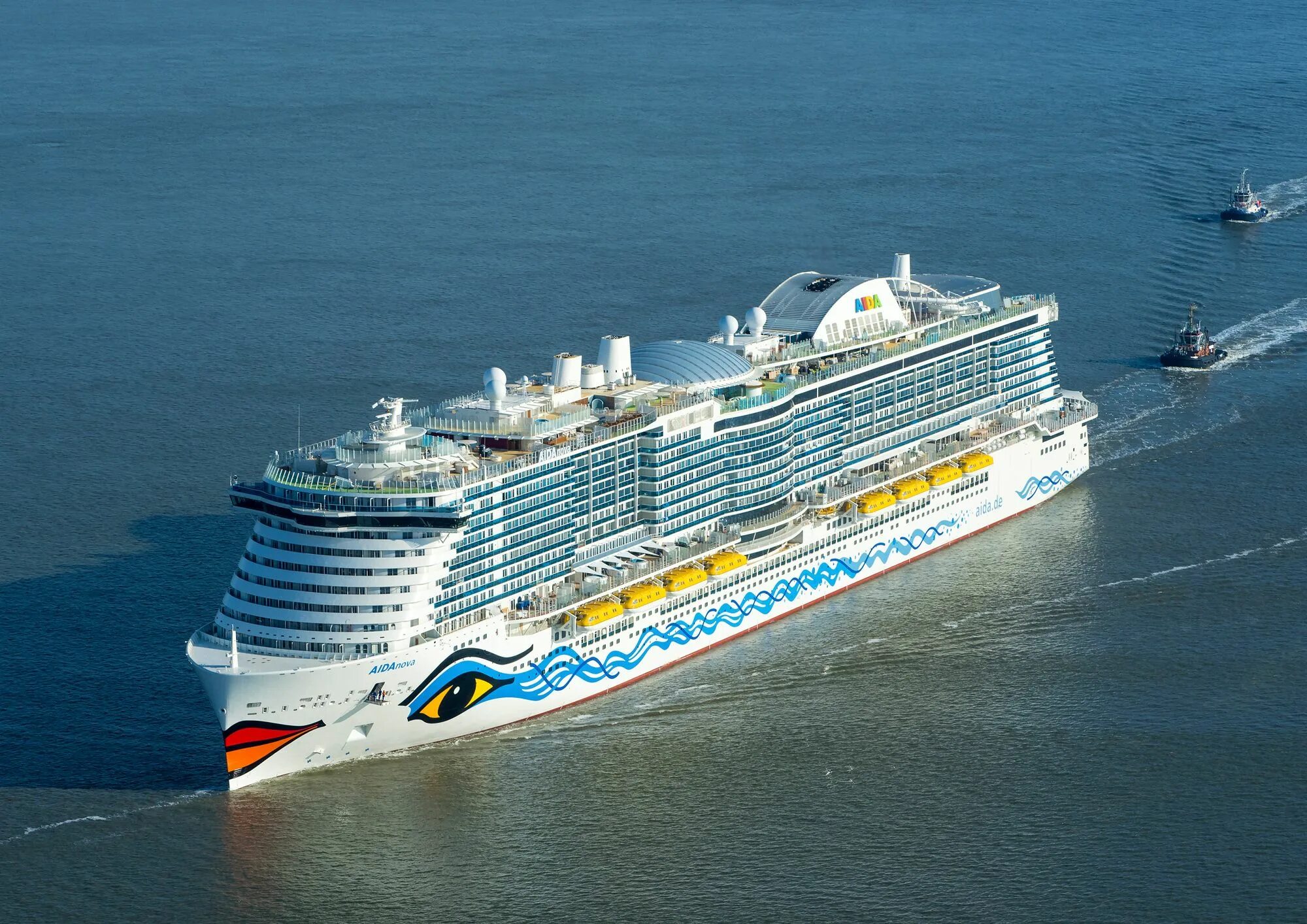 Ships price. Экспорт. Контейнеровозы морские. Морской контейнер маерск. Aida perla лайнер.