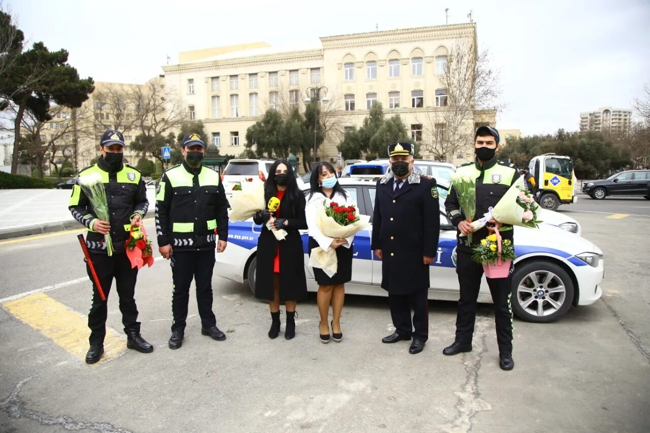 Управление дорожной полиции. Дорожная полиция Баку. Полиция Баку 2021. Полицейский Баку форма. Форма дорожной полиции в Грузии.