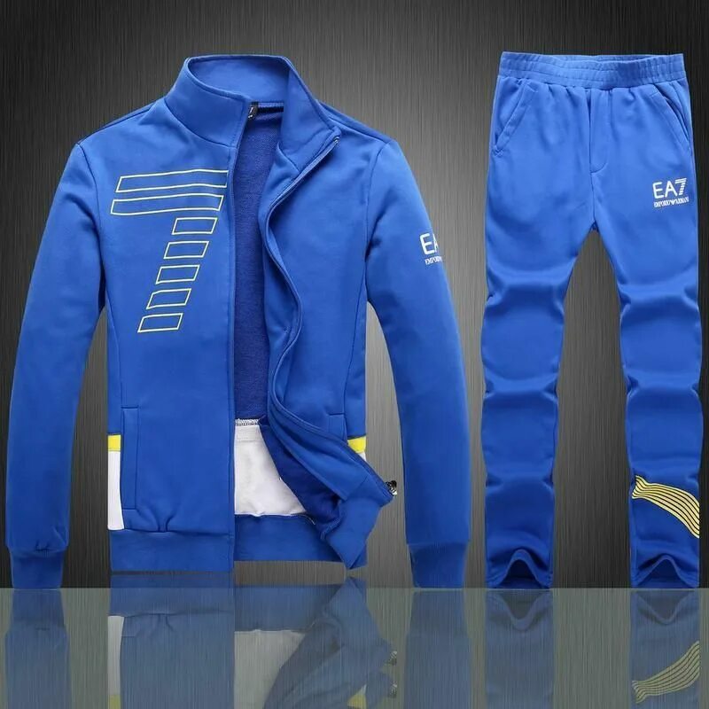 Одежда 9xl мужская. Костюм спортивный men's tracksuit. Спортивные костюмы мужские брендовые. Мужская брендовая спортивная одежда. Спортивный костюм мужской брендовый.