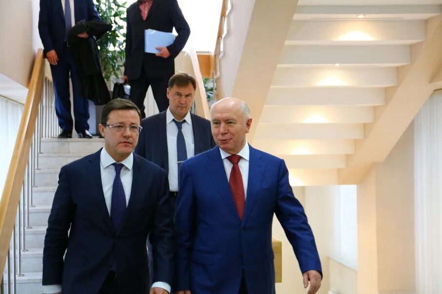 Азаров новости самара отставка. Азаров мэр самары. меркушкин и азаров. николай иванович меркушкин и дмитрий игоревич азаров. азаров прорыв.