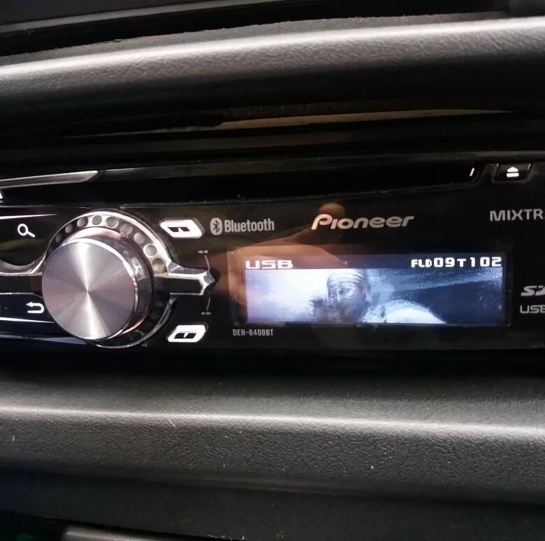 Pioneer mixtrax deh 6400bt. Магнитола пионер deh 6400. Пионер ден 6400вт. Pioneer deh 6400. Магнитола pioneer с дельфинами 2008.