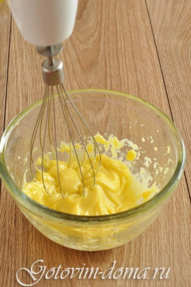 Вкусный домашний майонез рецепт классический блендером. Домашний майонез в блендере. блендер для майонеза. домашний майонез в блендере с горчицей. взбиваем блендером майонез.