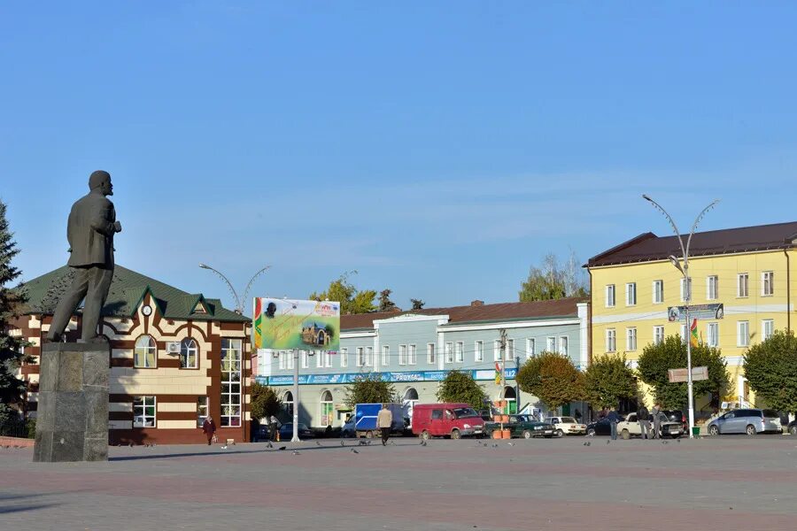 Площадь город острогожск. Острогожский центр. Богучар пожарная каланча. Острогожск воронежская область. Острогожский центр.