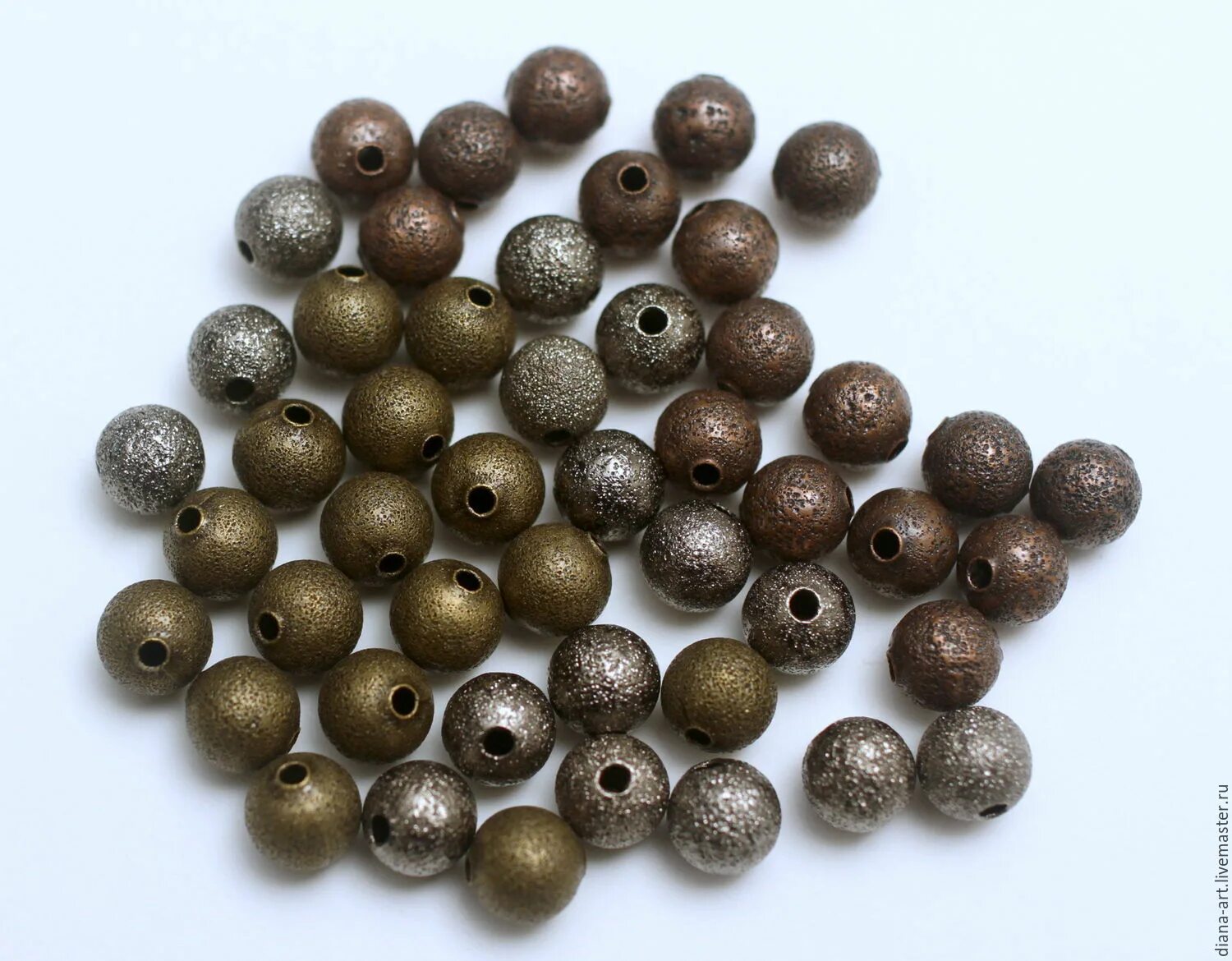 Глиняные бусины. Бусина 3мм золото 585. Лэмпворк бусины айвори. Бусина москва. 5050-755 бусины "металлик" 8 мм светлое золотое.