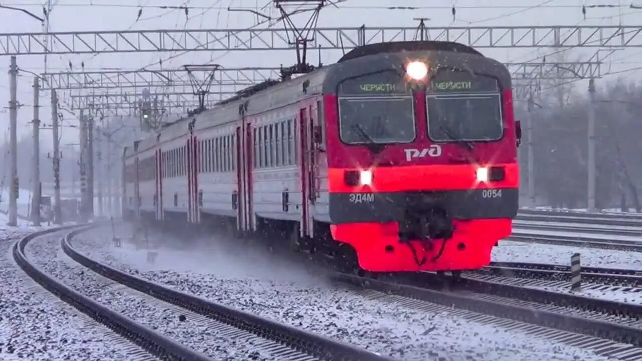 Электропоезда видео. Электропоезд эд4м 0055. Эд4м 6819. Эд4м-0054. Электропоезд эд4м 0054.