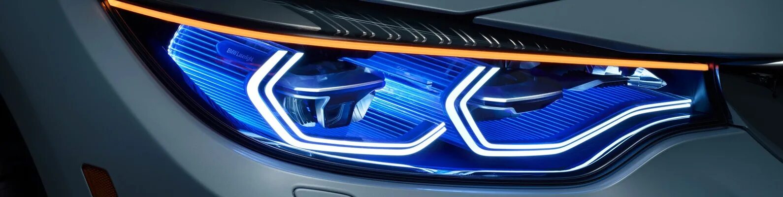 Лазерные фары bmw. Лазерные фары BMW дальность. BMW 330i Shadow line лазерные фары. Лазерный свет для авто. Лазерные фары дальнего света.