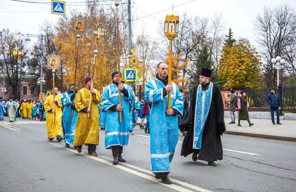 Крестный ход в москве 4 ноября. Крестный ход в твери 04.11.22. крестный ход в твери. в твери прошел крестный ход.