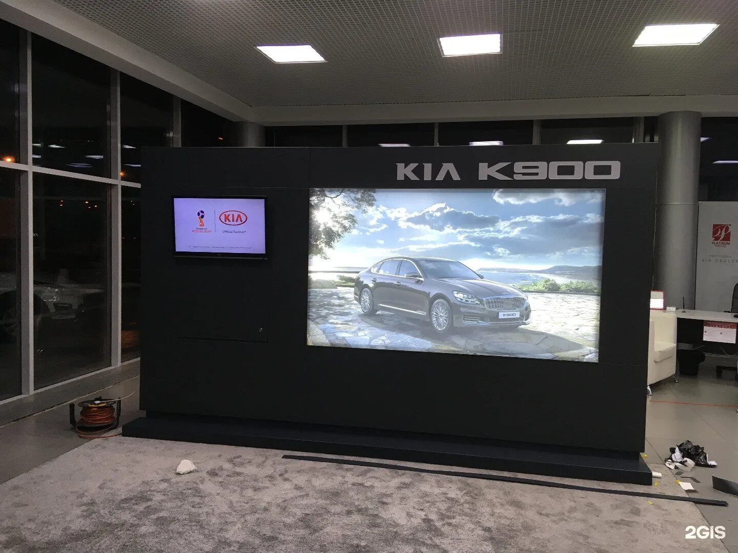 Магазин one price вывеска. Профсоюзов 65 2. Ул профсоюзная 65 тюмень. Профсоюзов 65 2. Профсоюзная 65.