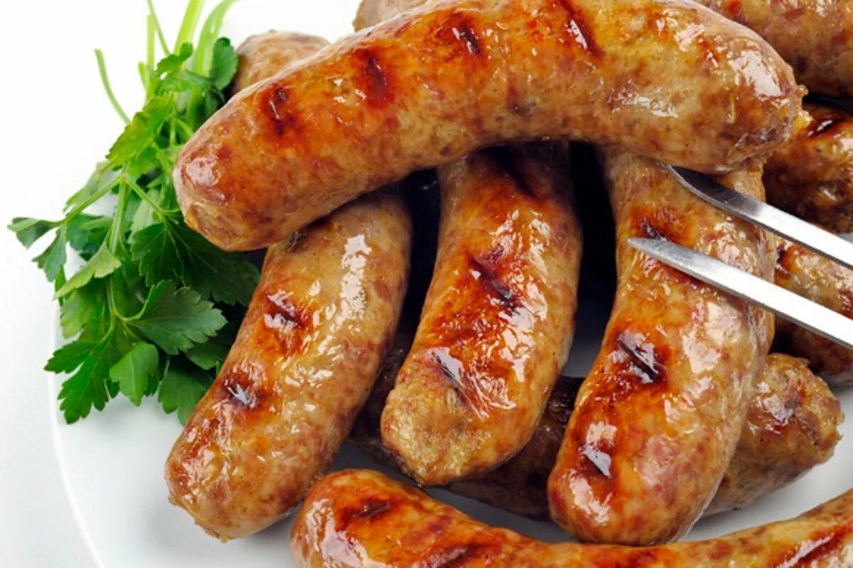 Сколько времени жарить купаты свиные. Люля кебаб купаты. купаты свиные. купаты жареные. колбаски гриль.