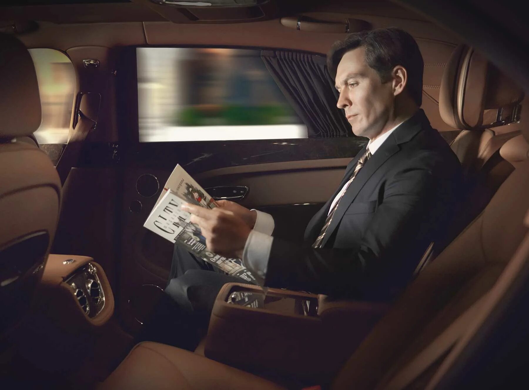 фото миллионера. успешный человек. богатый бизнесмен. состоятельный мужчина. богатый и успешный мужчина.