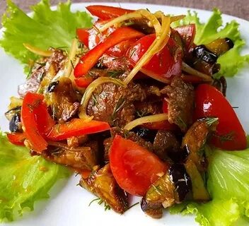 Салат с баклажанами помидорами мясом