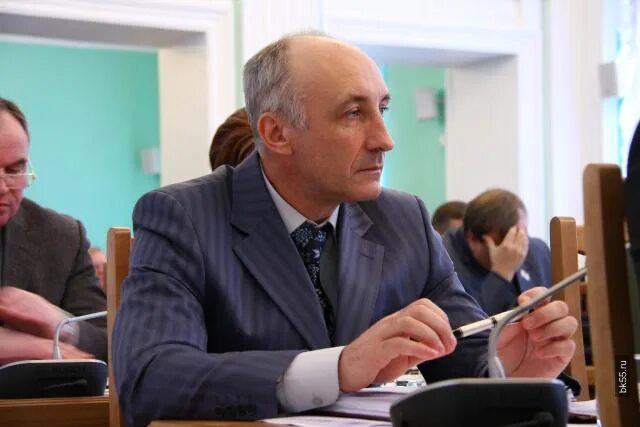 Министр имущественных отношений омской. Министр имущественных отношений омской. Директор омского лекарства. Минимущество омск. Министр имущественных отношений омской.