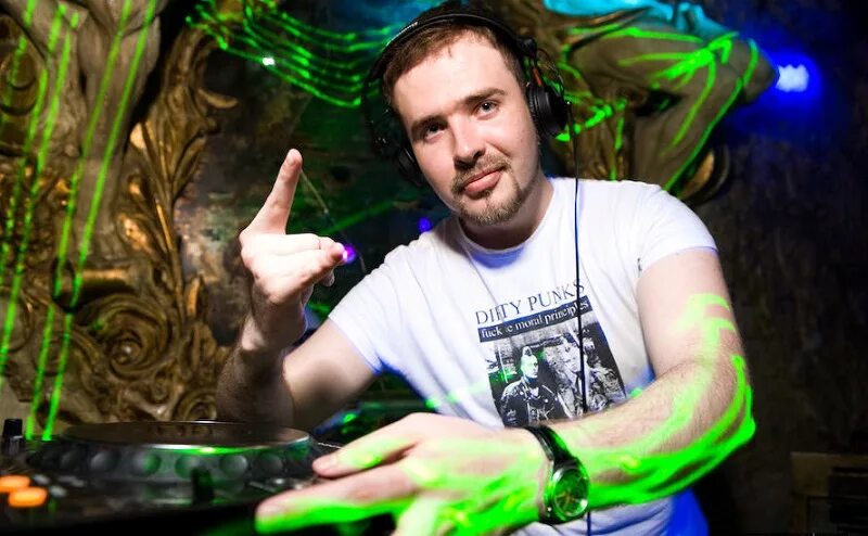 Флешка для dj. Dj flash валерий. Диджей владимир диксон. Dj flash. Grandmaster flash.